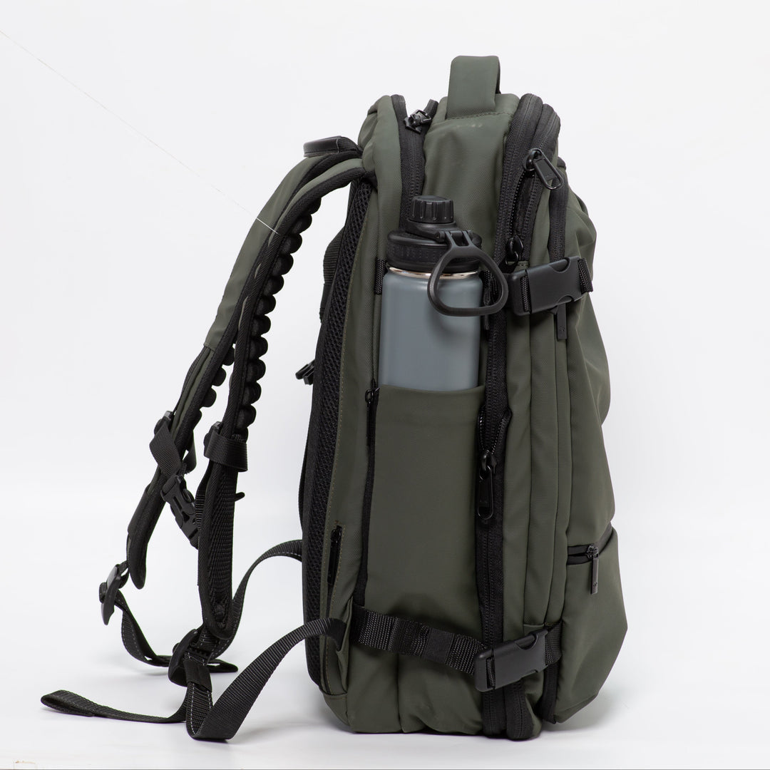Zola Travel AirBack | Vacuum Compression