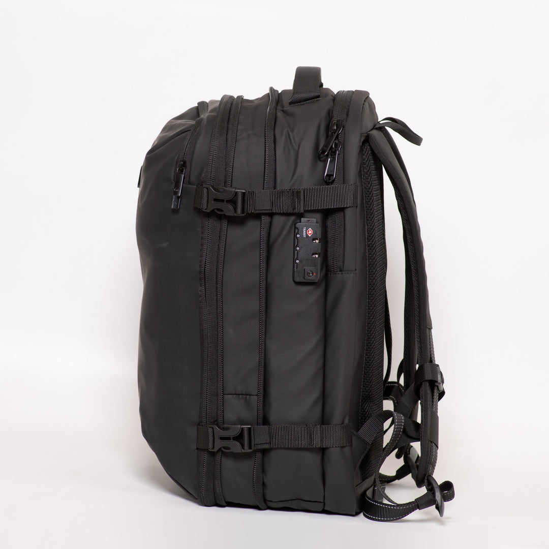 Zola Travel Back | Vacuum Compression