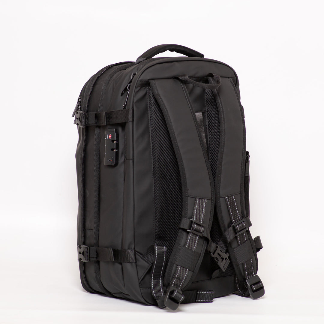 Zola Travel Back | Vacuum Compression