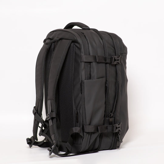 Zola Travel Back | Vacuum Compression