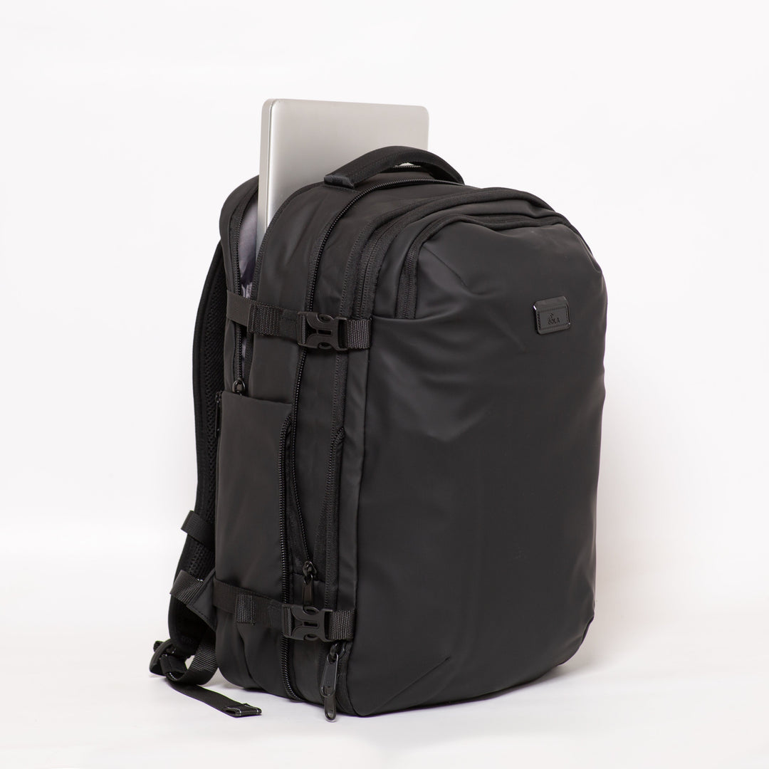 Zola Travel Back | Vacuum Compression