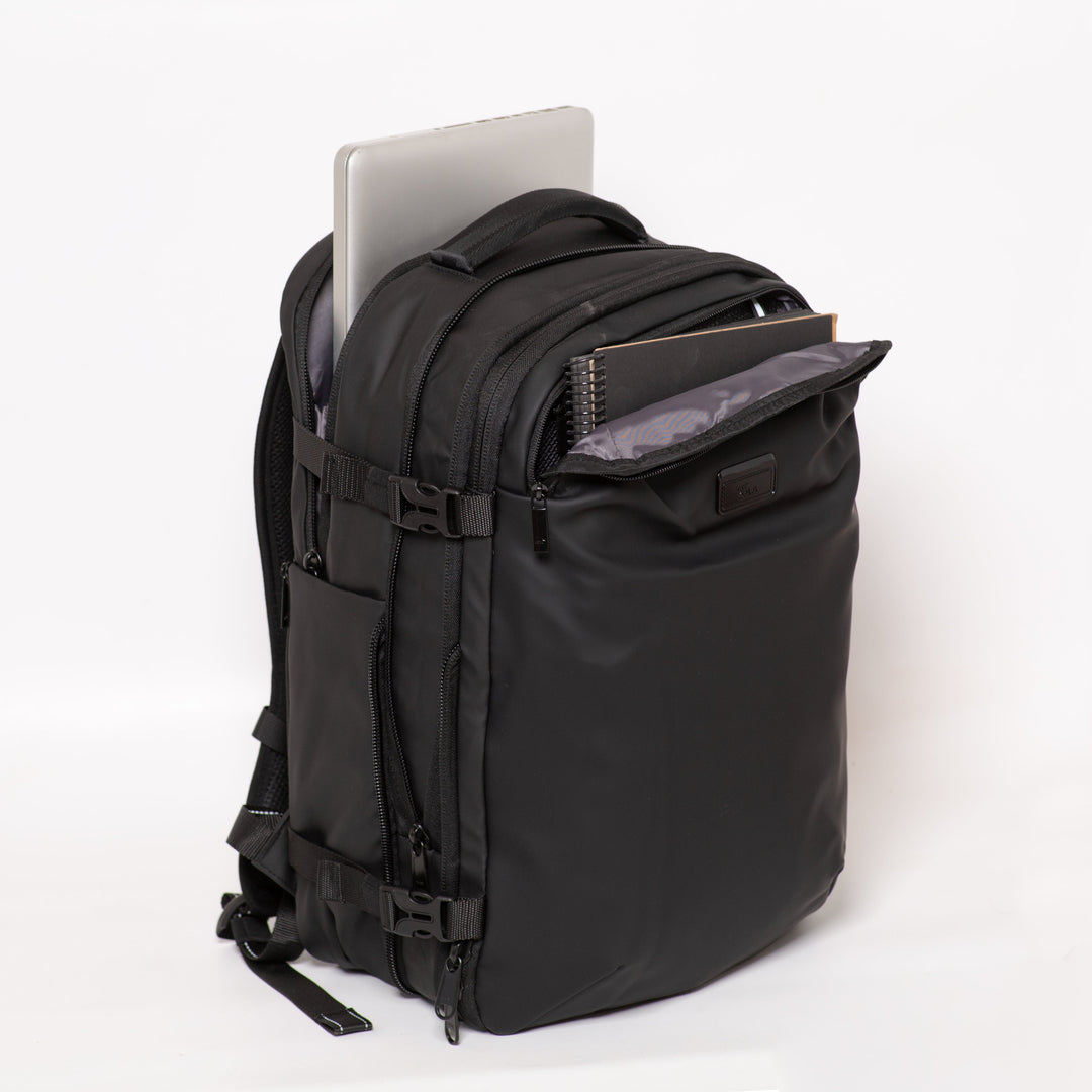 Zola Travel Back | Vacuum Compression