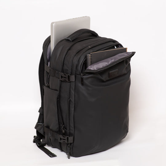 Zola Travel Back | Vacuum Compression