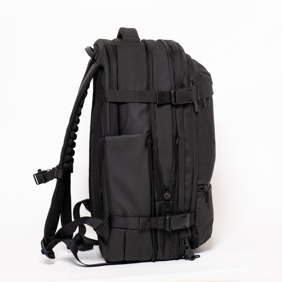 Zola Travel AirBack | Vacuum Compression